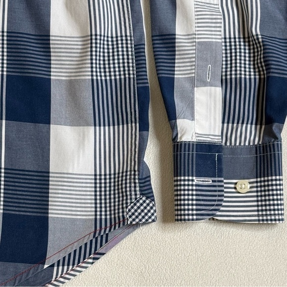 LINCS Cotton Button Down‎ - Picture 3 of 5